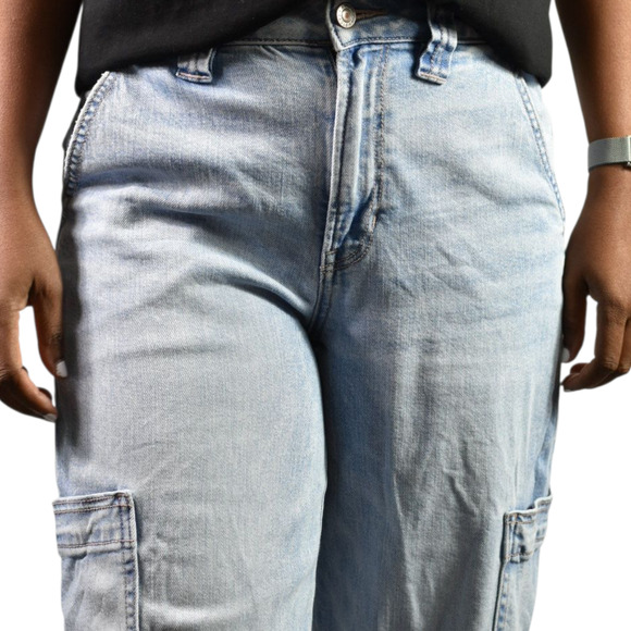 American Eagle High Waist Baggy Jeans Blue Wide Cargo Light Wash Cotton Blend 0 - Picture 8 of 16
